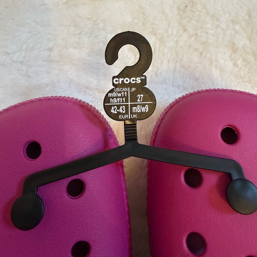 CROCS Women’s Hot Pink Slippers with Lining - Picture 4 of 4
